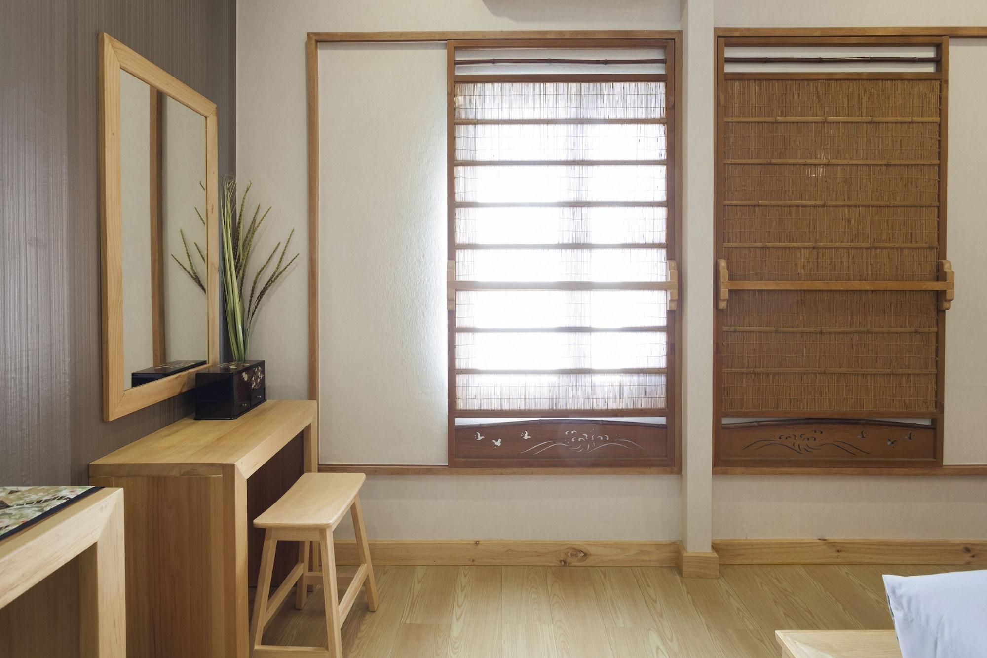 Haikin Ryokan Chiang Mai Esterno foto
