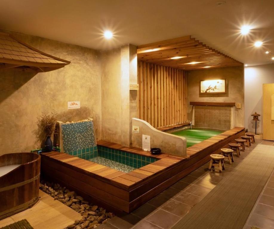 Haikin Ryokan Chiang Mai Esterno foto