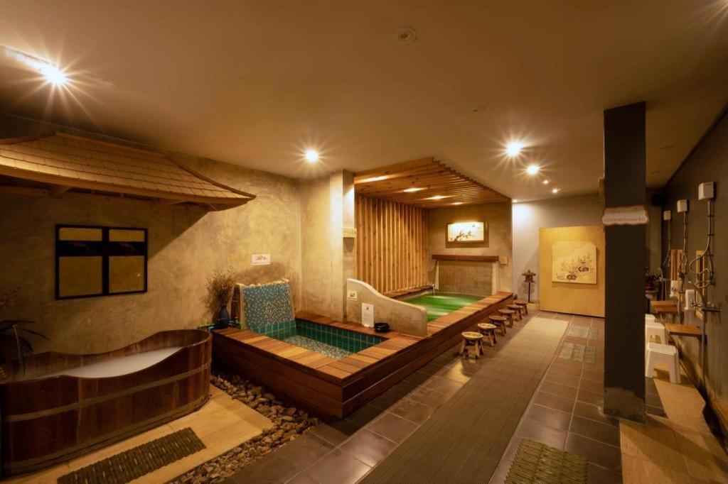 Haikin Ryokan Chiang Mai Esterno foto