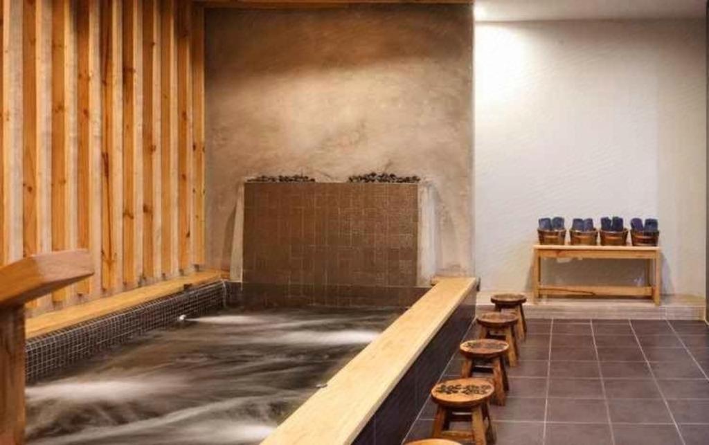 Haikin Ryokan Chiang Mai Esterno foto